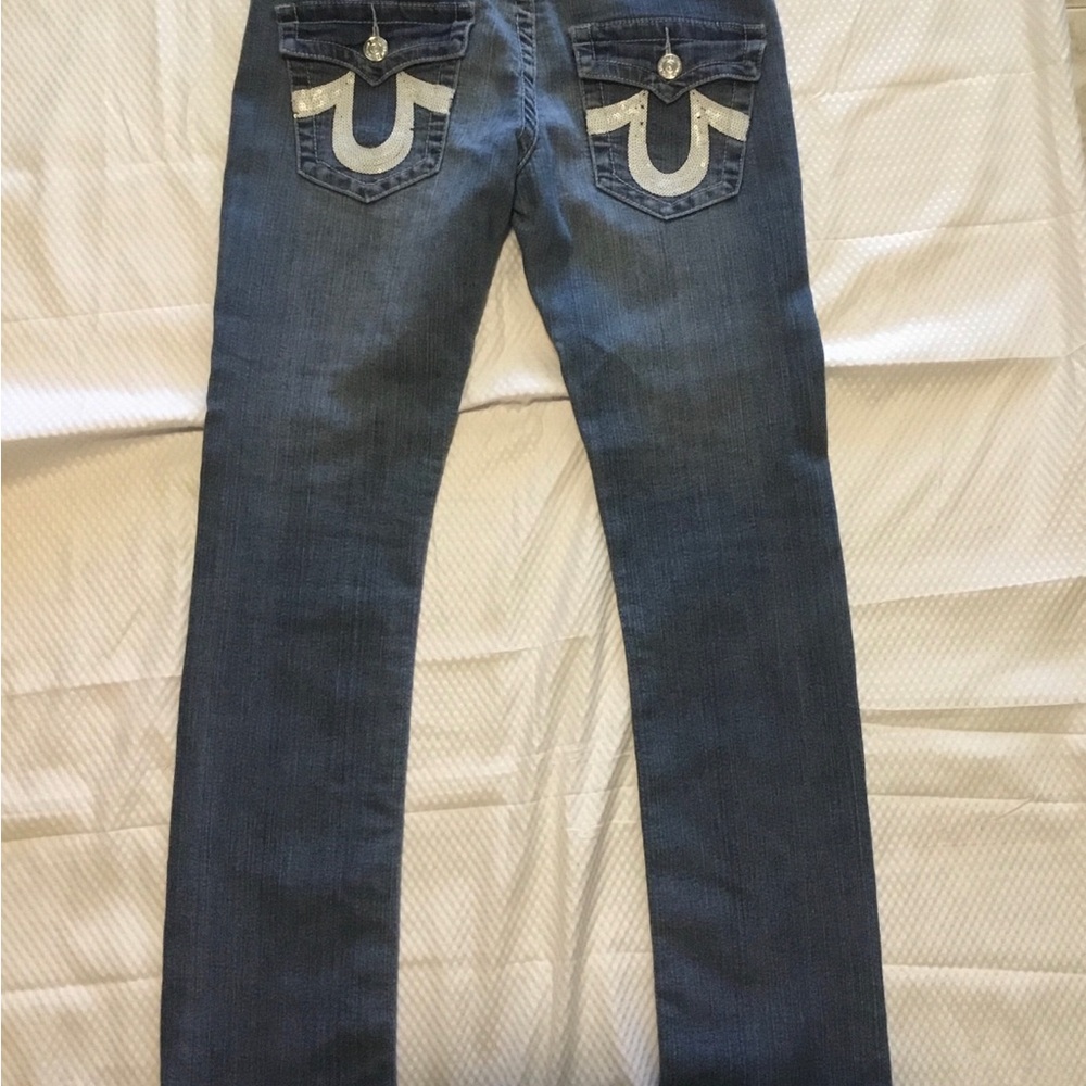 TRUE RELIGION JEANS/ SIZE 28/ FRONT RISE MEASUREMENT “7/ LENGTH “30 - Picture 4 of 6